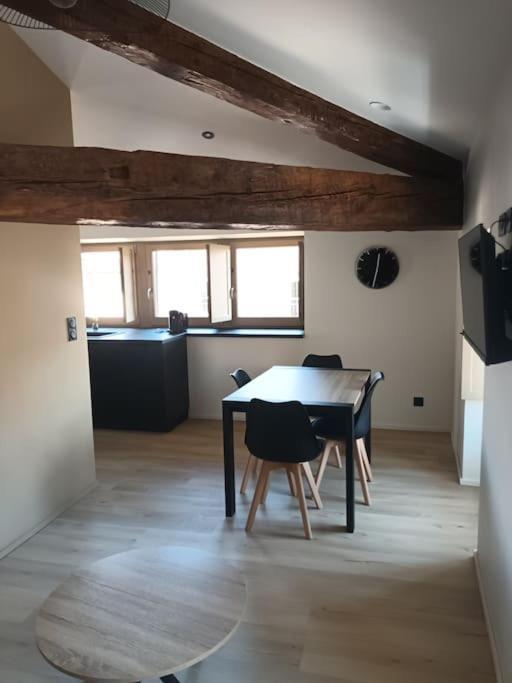 Chez David - Vacances Sous Les Toits Brioude Esterno foto